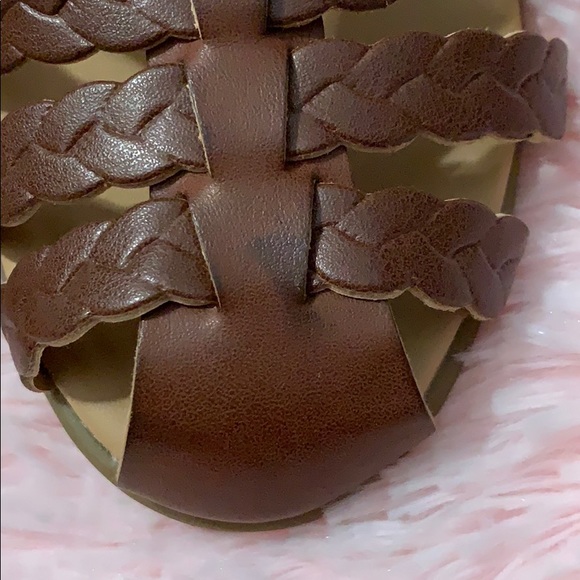 Bundle 2 pairs Girl shoes - Picture 7 of 10